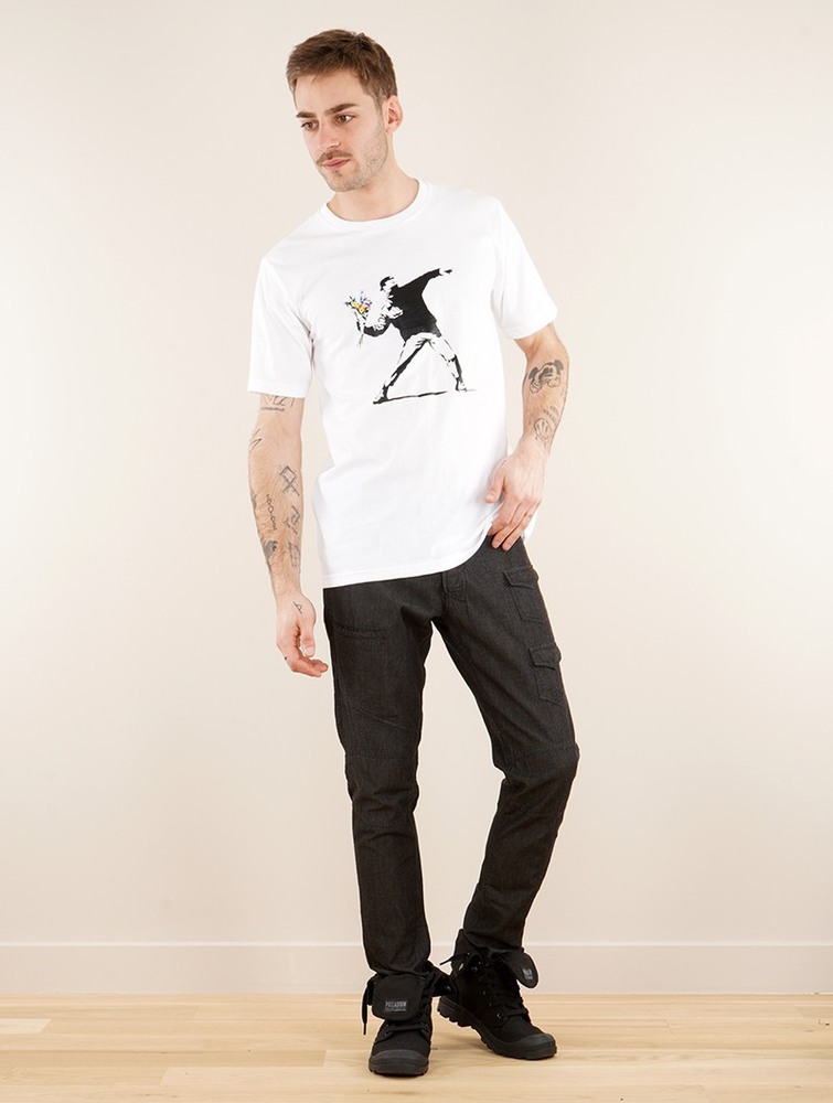 Toonzshop Banksy Hooligan Flowers Printed Short Sleeve T-shirt Póló Férfi Fehér | APZNXUI-85